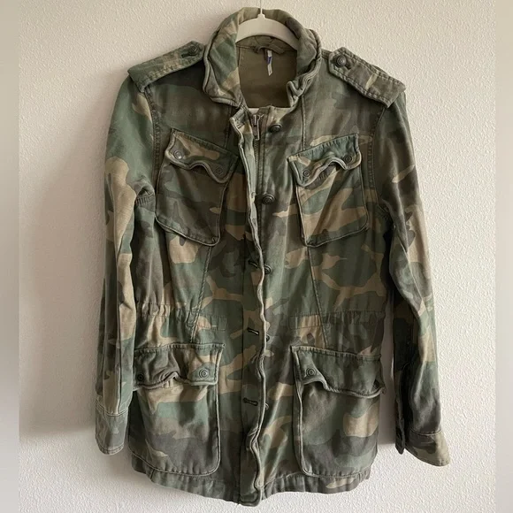 Free People 'Not Your Brother's' Surplus Utility Jacket Women’s XS Camo Green - Picture 4 of 13